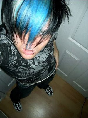 blue hairstyle. lack hair and lue eyes.