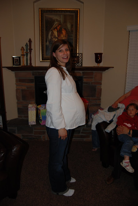 After all Guest's guessed her tummy measurements and weight gained Wendy was willing to be measured