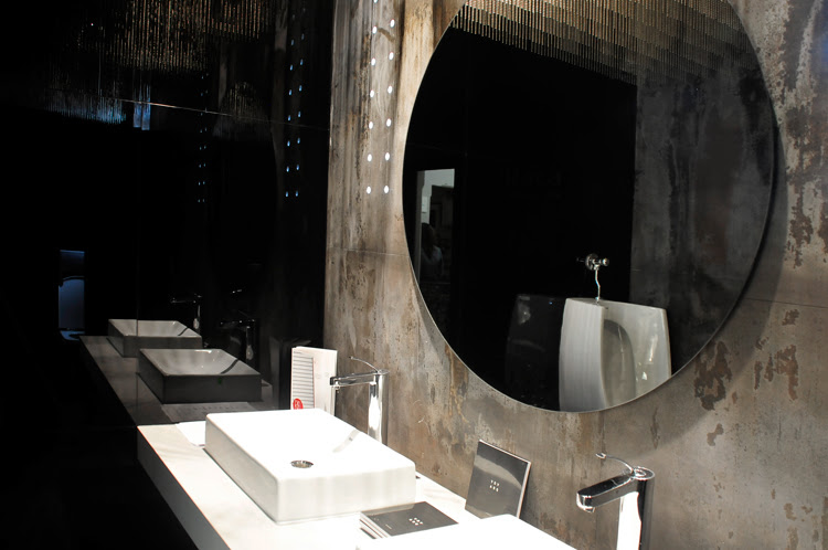 Casa FOA 2016: Baños Públicos - Arq. Myriam Heredia, Arq. Víctor Della Vecchia