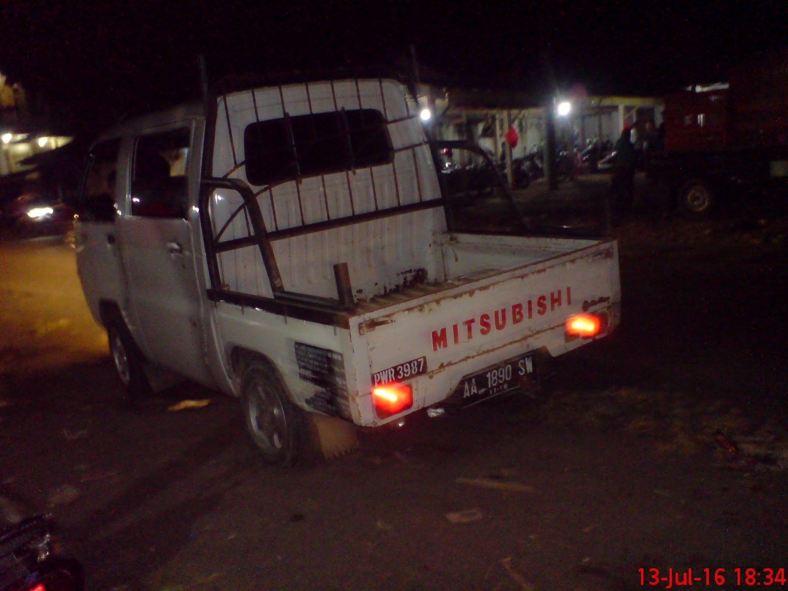 Penampakan Mobil Mitsubishi T120ss Double Cabin Di Jl Daendels Ambal