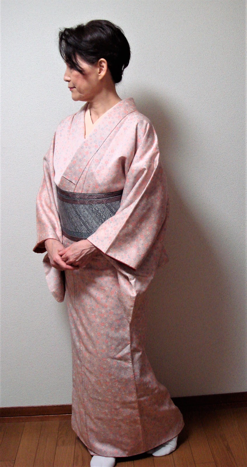 ほぼ60代 今日もピンク着物で 50代60代の普段着物 母の着物からハッピーライフ