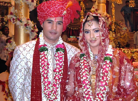 Rajeev khandelwal & Aamna Sharif Couple HD Wallpapers Free Download