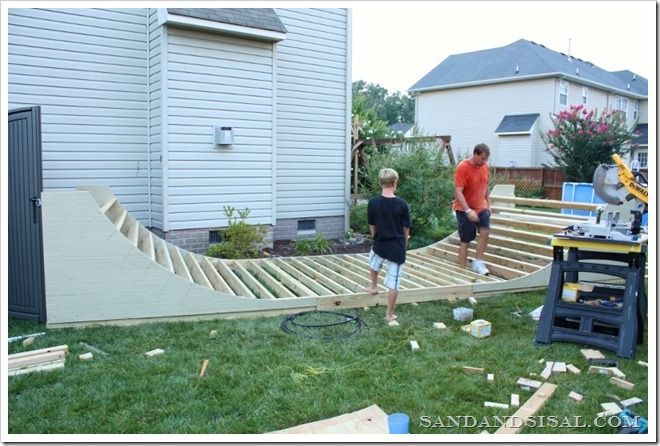 skate ramp