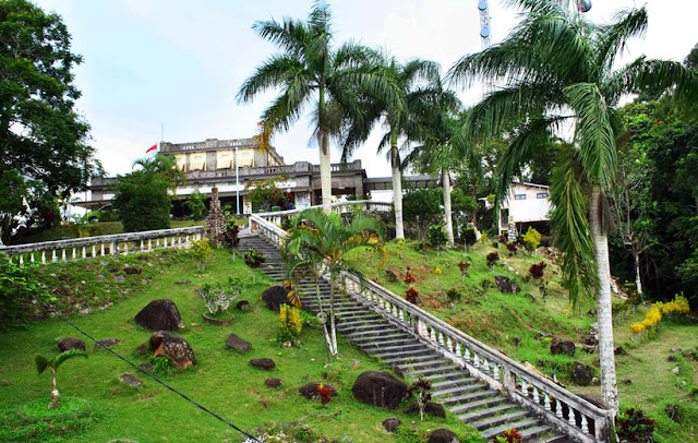 Gunung Menumbing