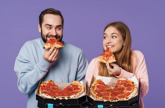 Un couple heureux serait un couple qui mange plus, selon la science