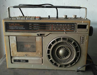 BLOG LAPAK BARANG ANTIK : Jual Radio Jadul 80an