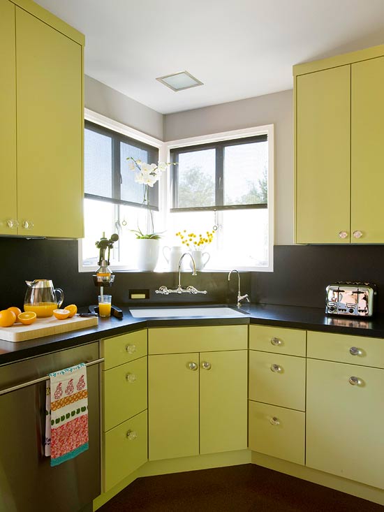 Green Kitchen Cabinets Ideas