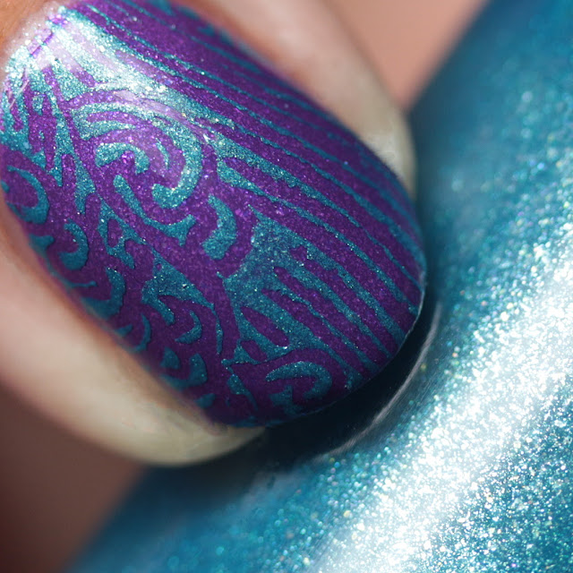 Moonflower Polish Mar Caribe (Caribbean Sea) stamped over Orquideas (Orchids) 