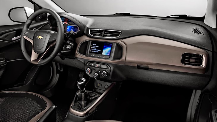 Chevrolet Prisma é na Rumo Norte - Painel estilo Dual Cockpit, com acabamento em dois tons. Ótimo aspecto visual com riqueza de detalhes (alguns itens são opcionais)