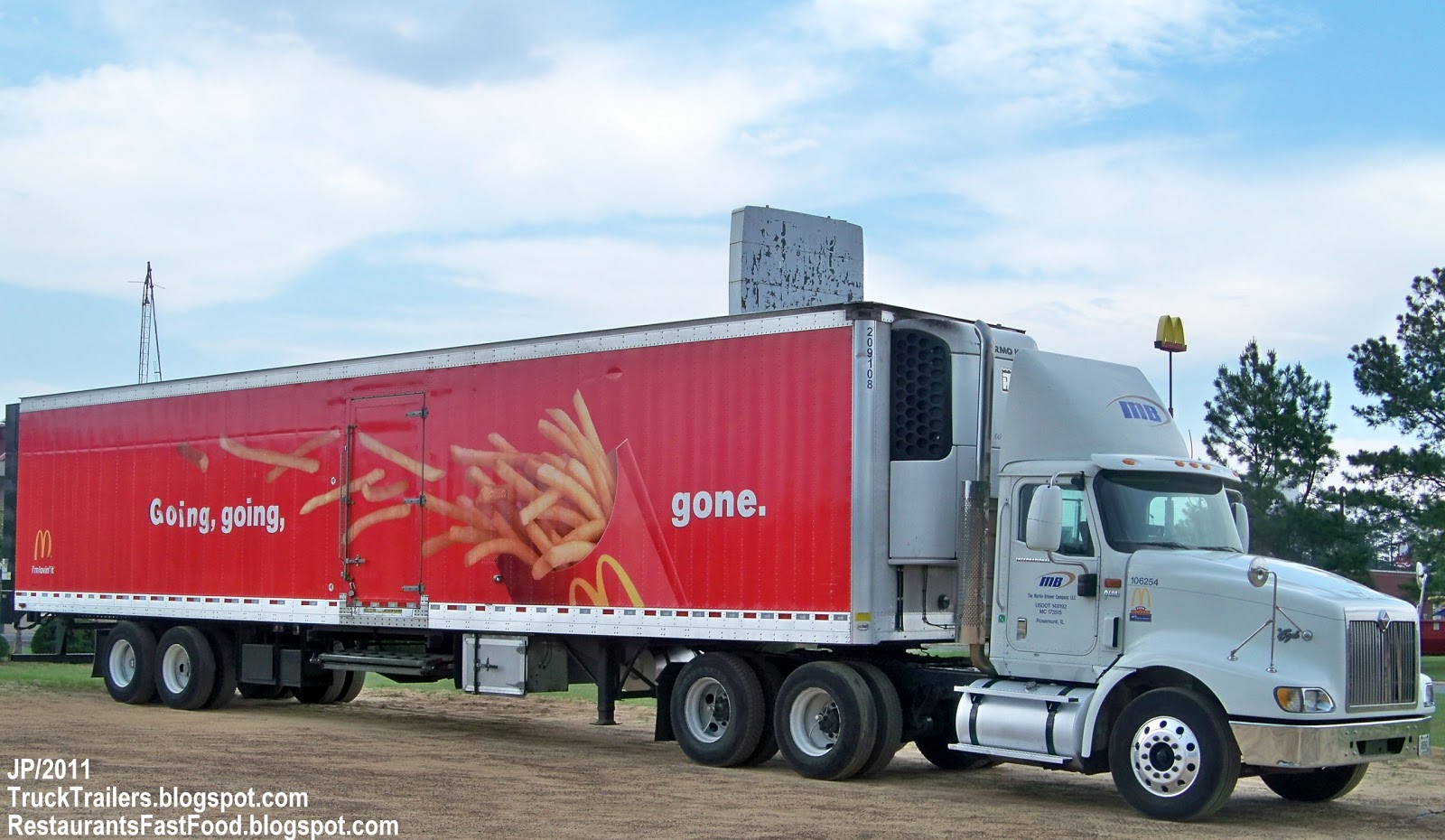 TractorTrailer Trucks