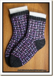 Simulated Basket Wave socks