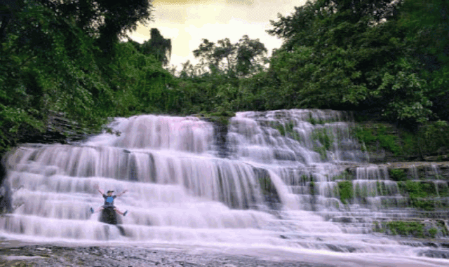 Air Terjun Sarang Burung