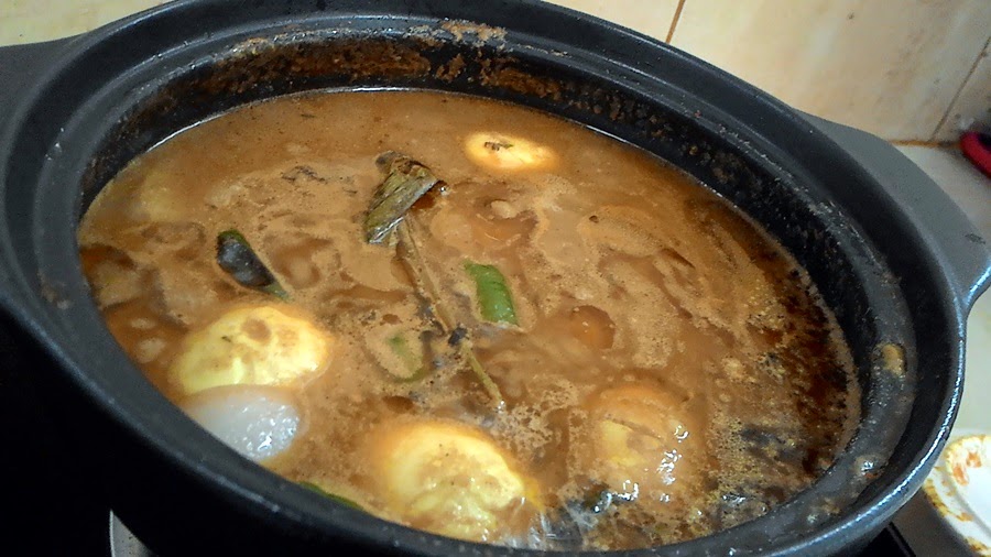 Catatan harian dunia masakan: kurma telur