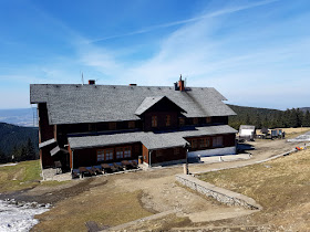 góry z dzieckiem - Śnieżnik - Masyw Śnieżnika - Wodospad Wilczki - podróże z dzieckiem - Kotlina Kłodzka - jak dojść na Śnieżnik - trasy na Śnieżnik - Korona Gór Polskich - Schronisko Na Śnieżniku