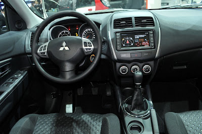 Mitsubishi ASX interior pictures