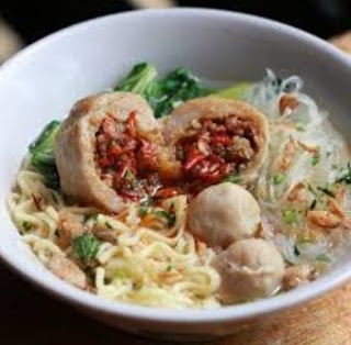 Kuliner Baso Petir Atau Baso Meledak