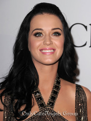 Katy_Perry_In_Different_Styles