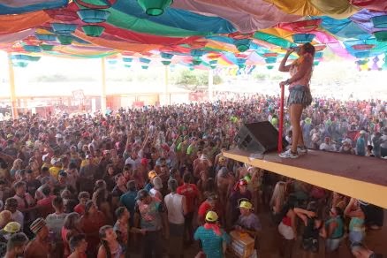  Festas no Interior: Municípios em crise vão gastar até R$ 11,7 milhões em festas de Carnaval nas próximas semanas