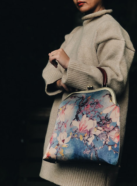 【Suxia Handcraft】Magnolia / Wooden handle clasp frame