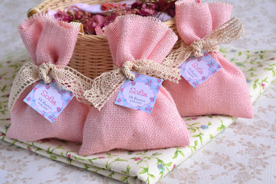 regalos para bautizo de niña saquitos aromaticos color rosa