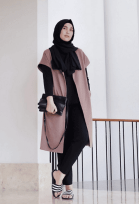 5 Cara Berbusana Untuk Wanita Hijabers Ketika Interview 