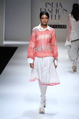 AIFWSS17-Urvashikaur-Mystylespots-14