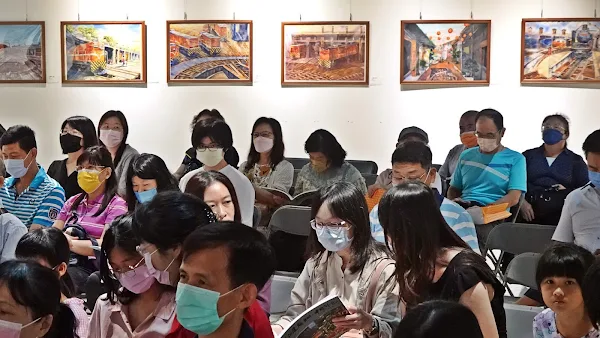 ▲彰化建縣300~半線印記-員青美展暨全國大學、高中學生得獎作品聯展自即日起至112年7月2日，在彰化縣立美術館展出，邀請民眾一起到場欣賞優秀作品。（記者林明佑攝）