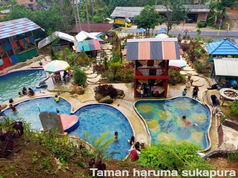 Taman bunga Haruma Sukapura Sumberjaya