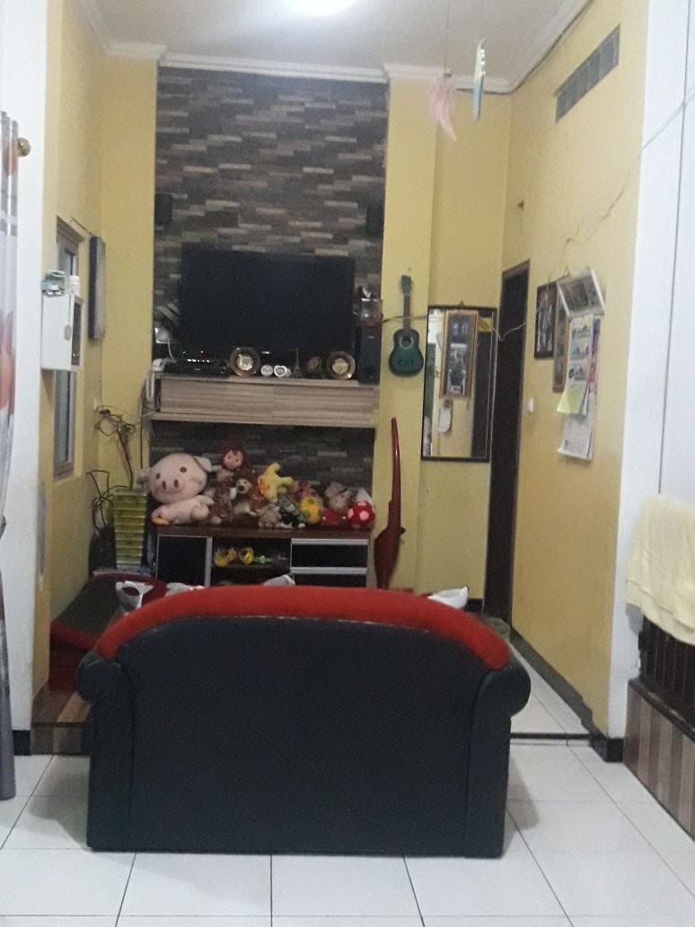 RUMAH DIJUAL: Rumah 2,5 lantai, Puri Beta 2 (1,5 M) Nego 