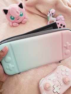 Ombre Nintendo Switch Case via @quaint.aesthetics on Instagram