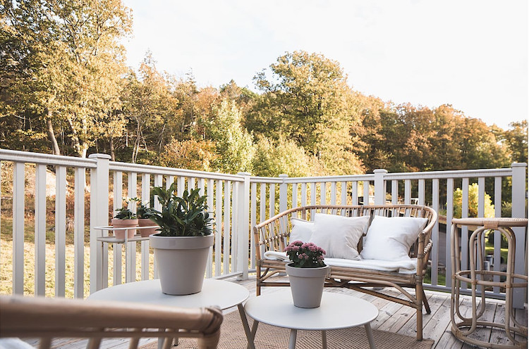 A Swedish House Where the Town and Forest Meet