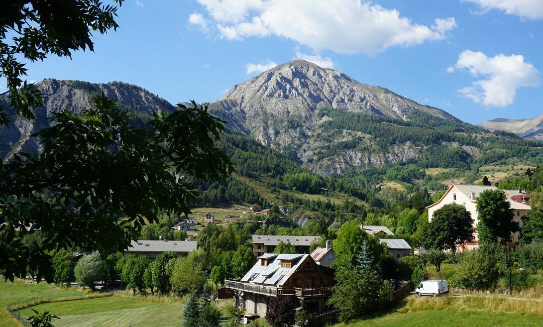 Rochegrand seen from Allos Village