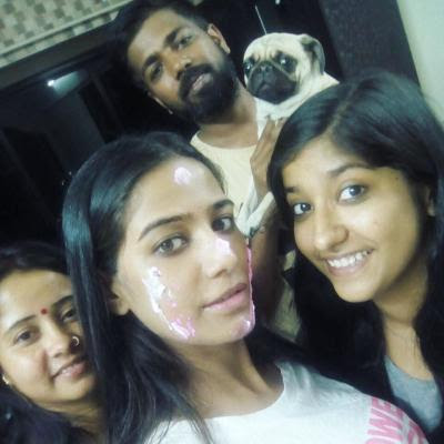 Poonam Pandey family brother sister