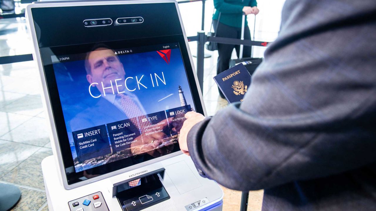 Quick and Easy Check-in with Airport Kiosks
