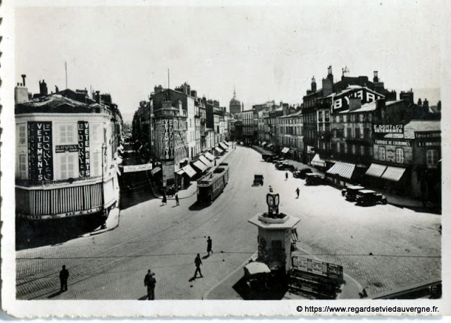 Photo ancienne de Clermont-Ferrand place Gaillard