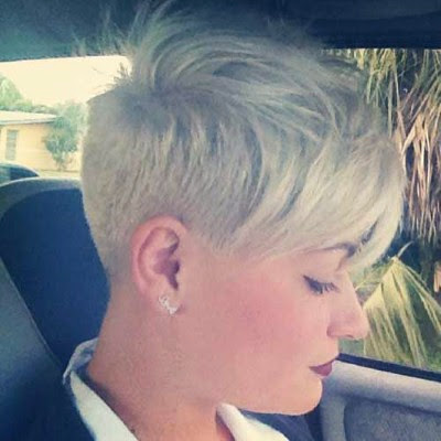 Short Hairstyles For Women With Round Faces