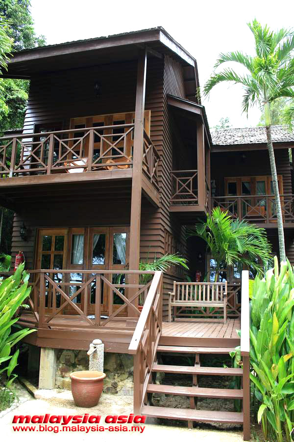 Villa Manukan Island Resort