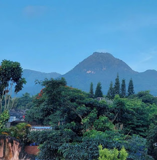 Tips Traveling: Gunung Arjuna Menawarkan Wisata Alam nan Eksotis