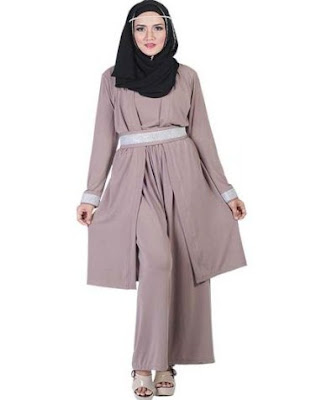  Perkembangan fashion muslim semakin pesat dan kini banyak dari busana muslimah yang naik  28+ Kreasi Model Baju Muslim Wanita Terbaru 2017, Simpel Casual Modern