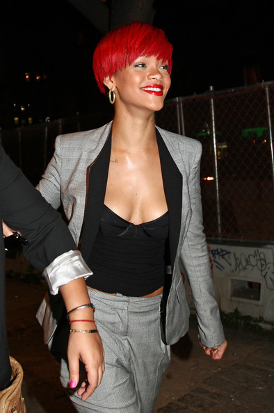 rihanna 2011 hot