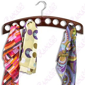 10ScarfHangerWalnut_l