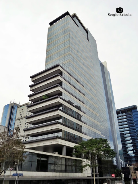 Vista ampla do Edifício Icon Faria Lima - Itaim Bibi - São Paulo