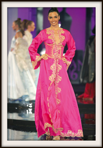 caftan rose