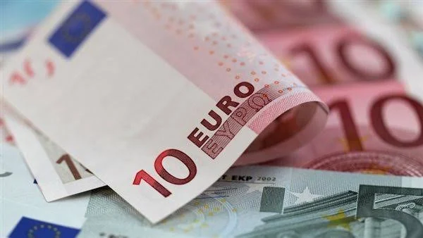 بلومبرج: تراجع استخدام اليورو في المدفوعات العالمية
