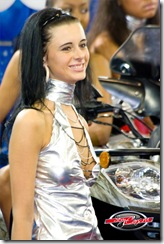 Russian_girls_auto_show