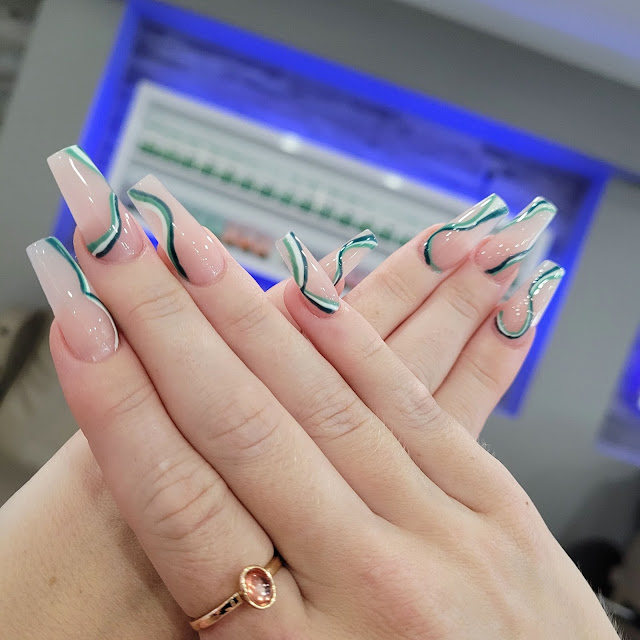 sns nails