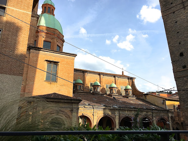 Bologna-Bottega Portici