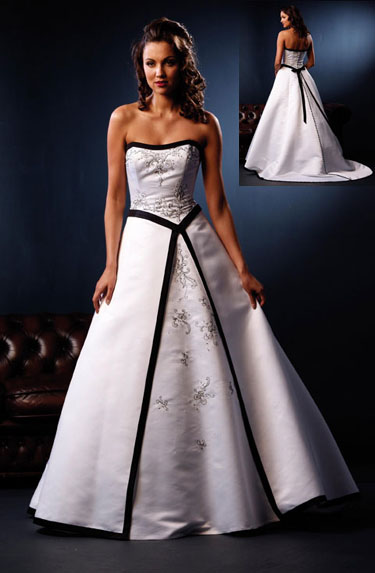  Black  and White  Wedding  Dress  Decoration Designs 