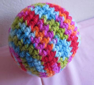 PATRON GRATIS PELOTA AMIGURUMI 52036