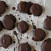 DARK CHOCOLATE PEANUT BUTTER BANANA BITES
